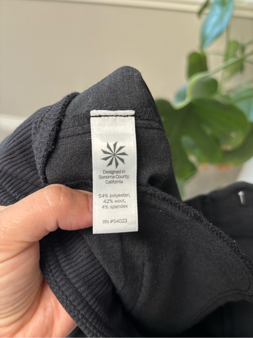 Athleta Women's Charcoal Work It City Jogger Pants - Picture 7 of 8